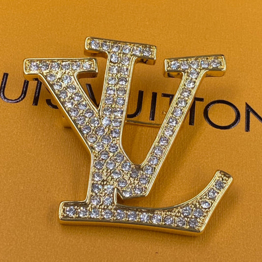 1YE331HDE Stylish Brooch