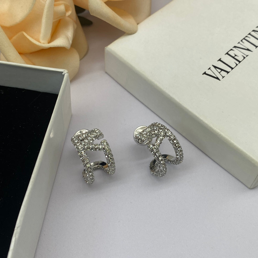 14VL265XDE Stylish Earrings