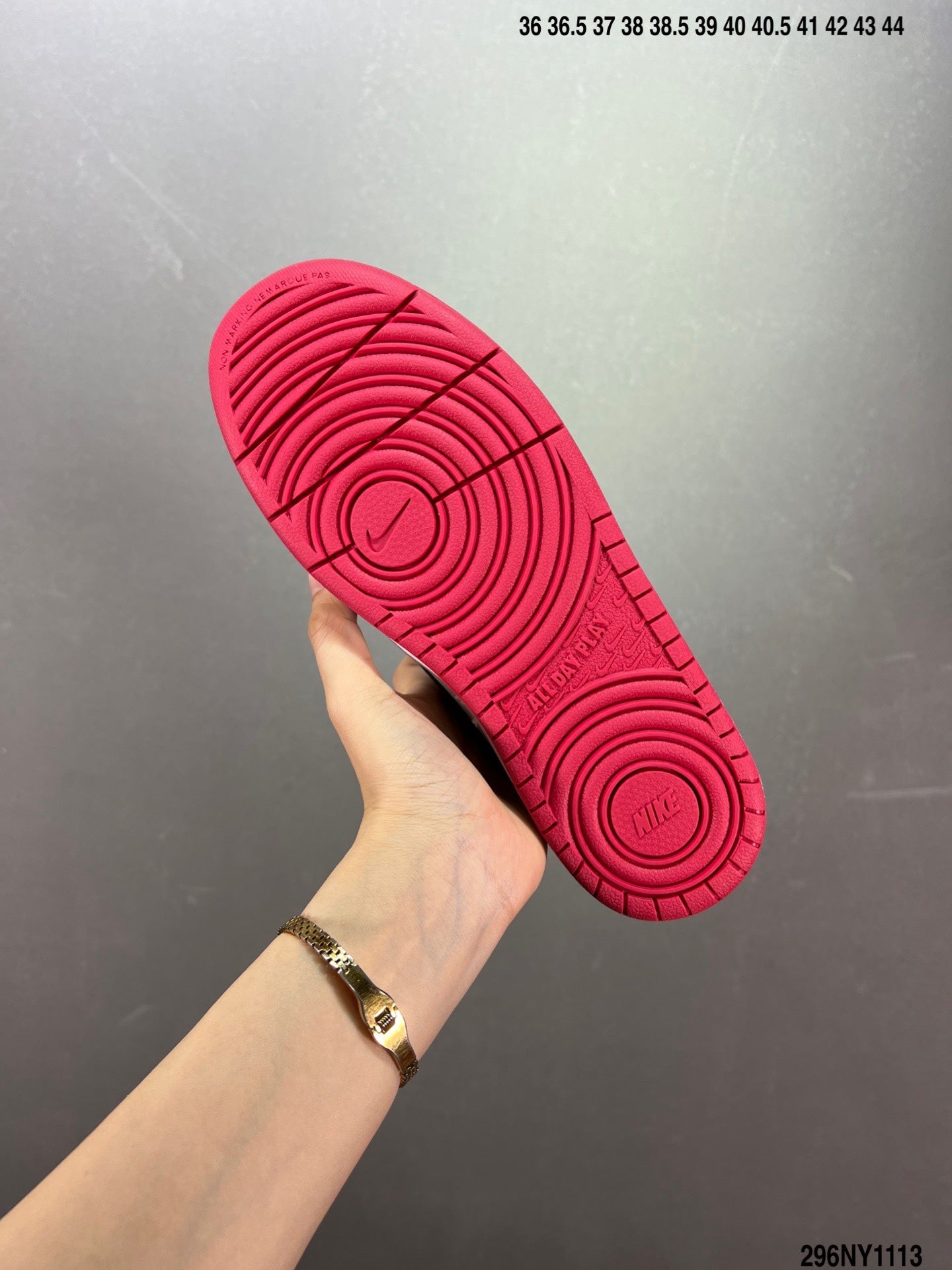 4YN39ZDE Stylish Sneakers (No Box, August-October Big Sale)