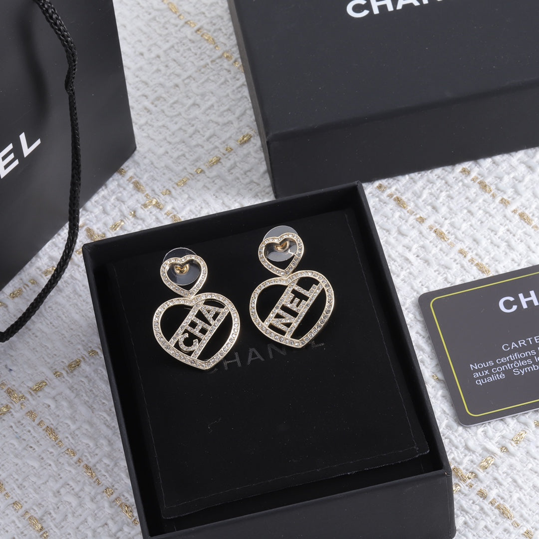 1NC231EDE Stylish Earrings