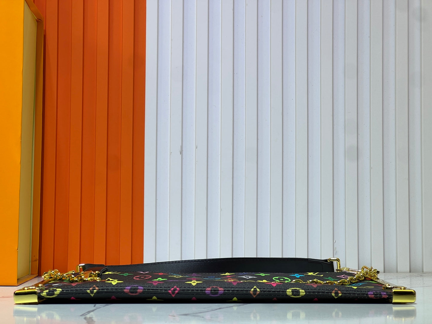 1WE100BDE Stylish leather bag