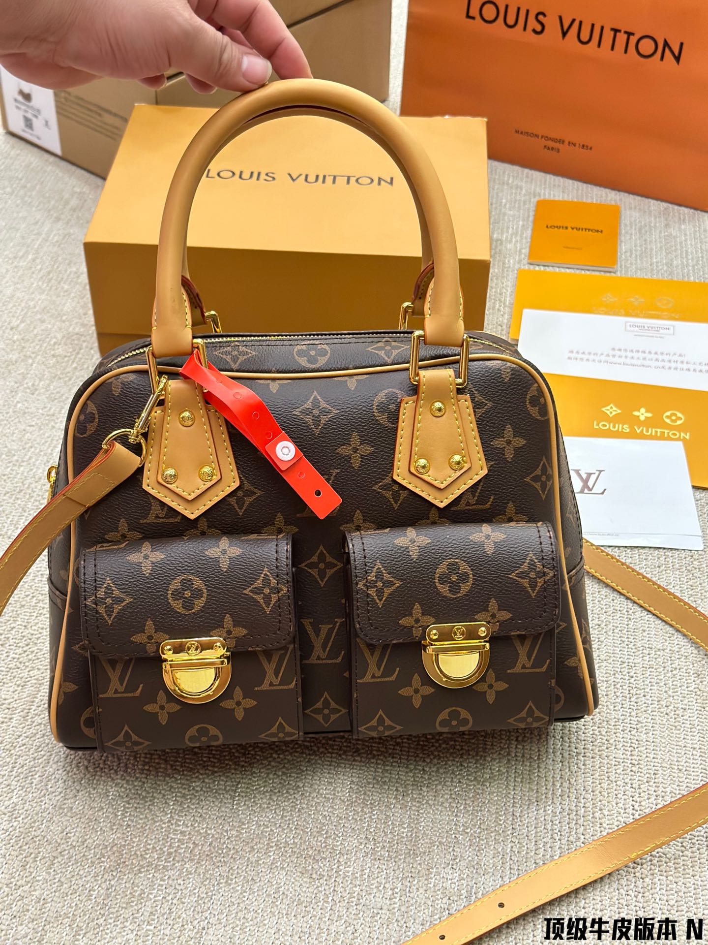 6XE253BDE Stylish leather bag 