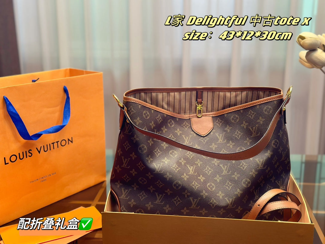 6XE213BDE Stylish leather bag 