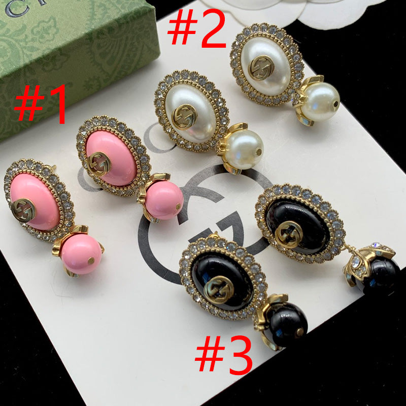 1YB64EDE Stylish Earrings
