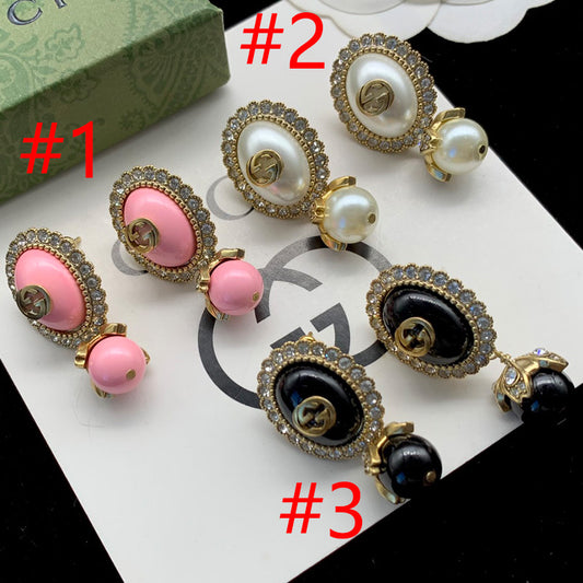 1YB64EDE Stylish Earrings