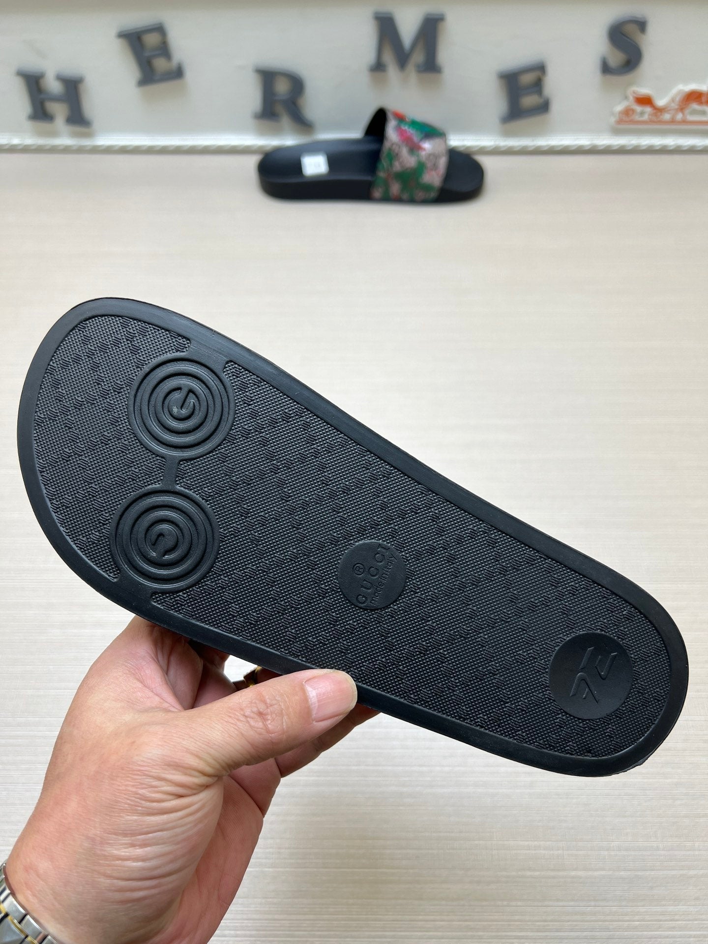 5WB239ZDE Stylish Slippers