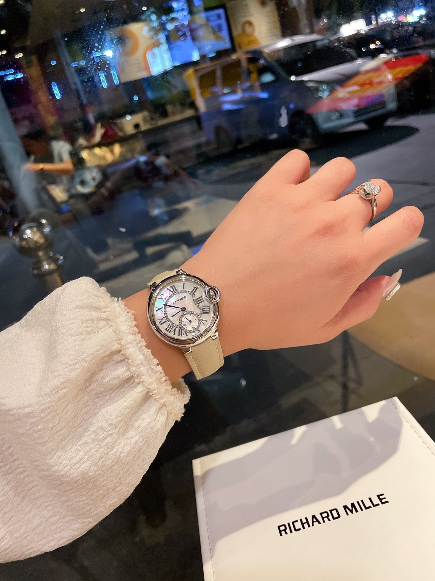 255RK28LDE Stylish Watches