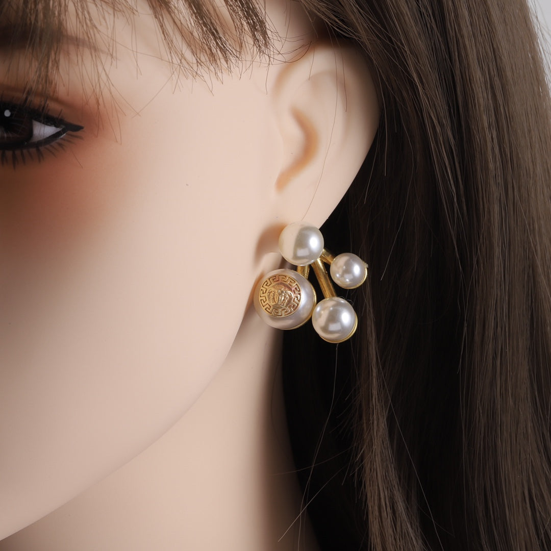 14V277EDE Stylish Earrings