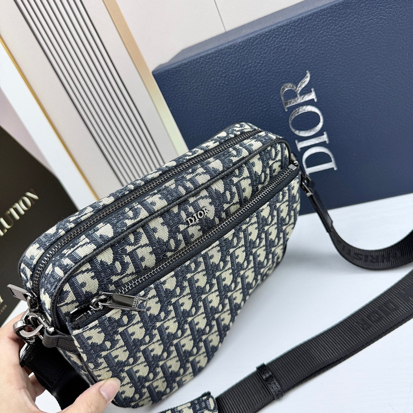 15RD66BDE Stylish bag