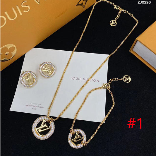 14E556XDE Stylish  Earrings Bracelets Necklaces