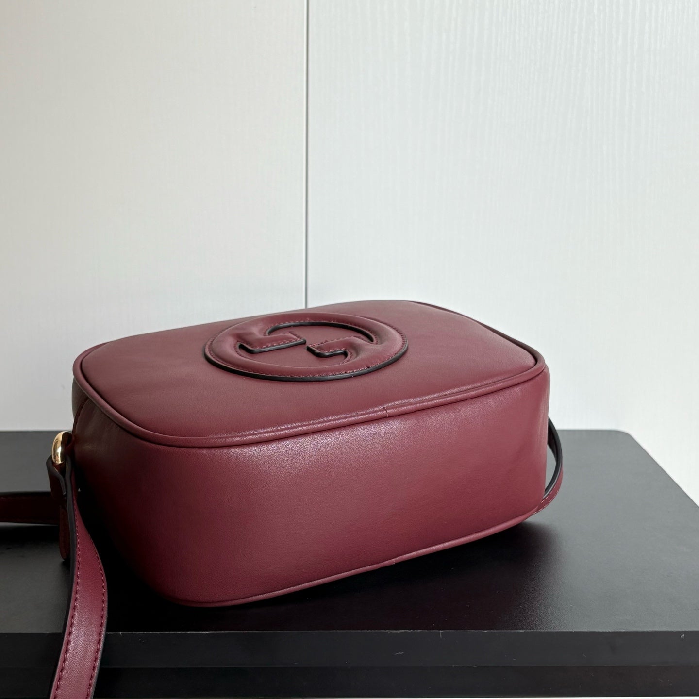 2WB18BDE Stylish leather bag