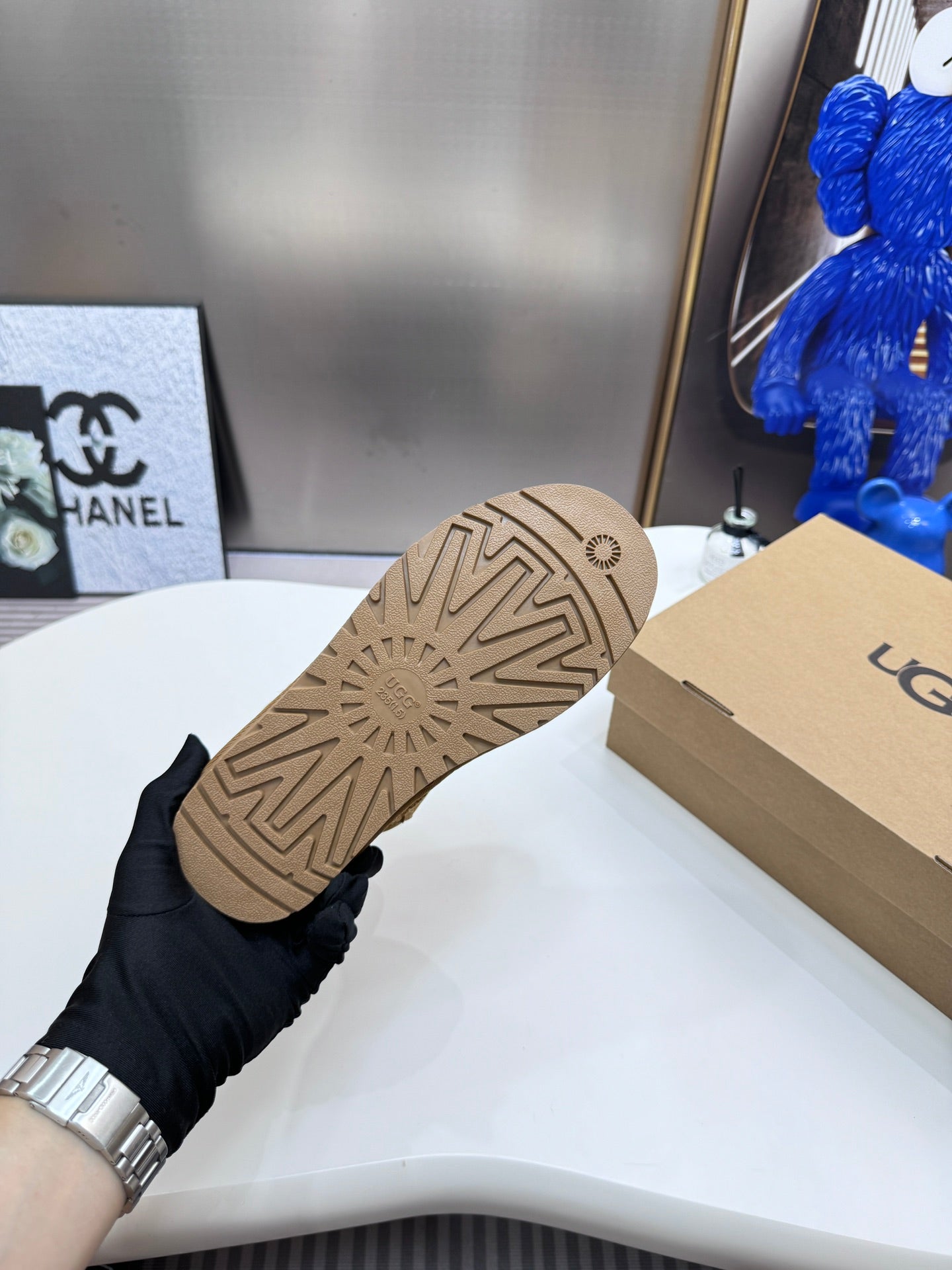 1LU10ZDE Stylish snow boots