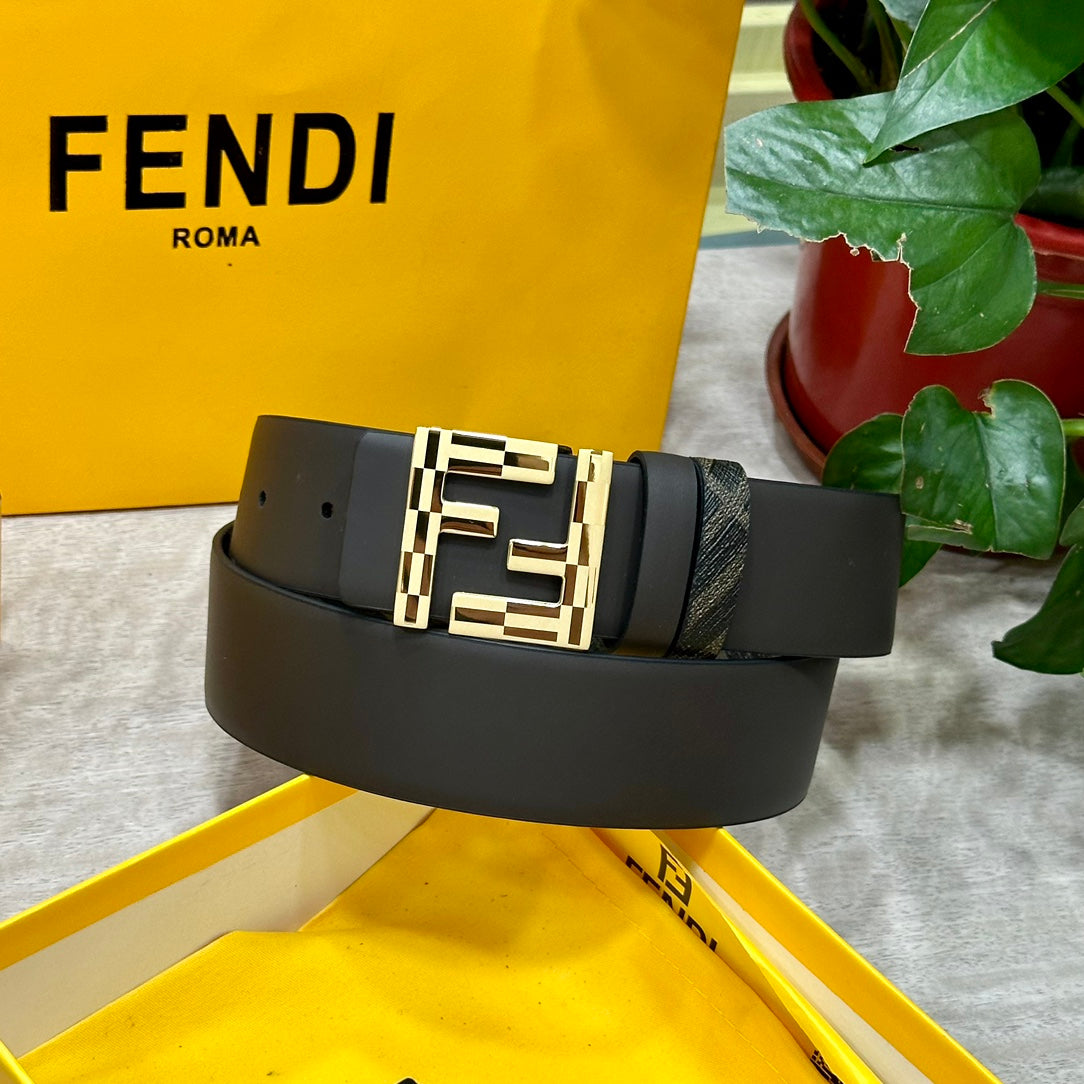 1WF184PDE Stylish  High quality belt With full package