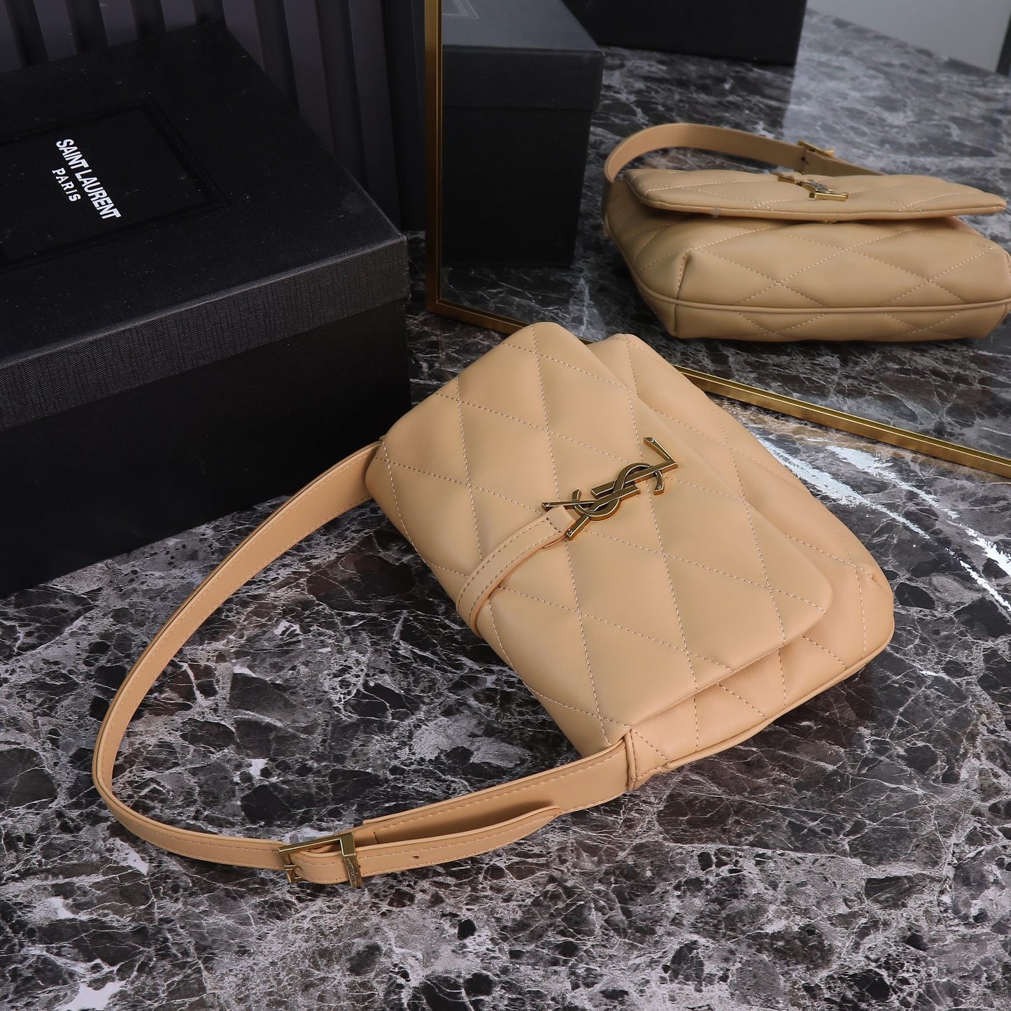 XSL9BDE Stylish leather bag 
