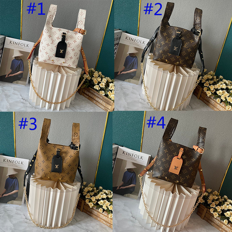 1XE274BDE Stylish leather bag 