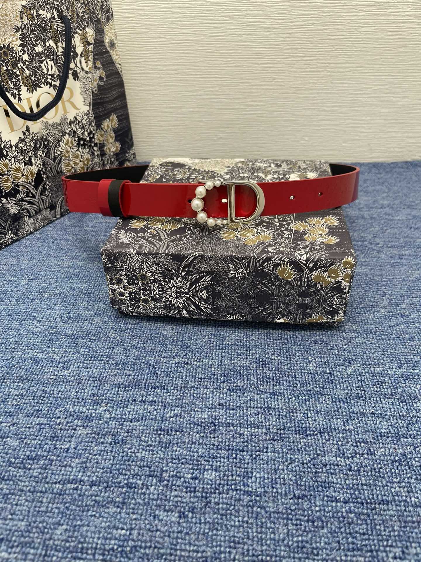 155RD199PDE Stylish  High quality belt With full package