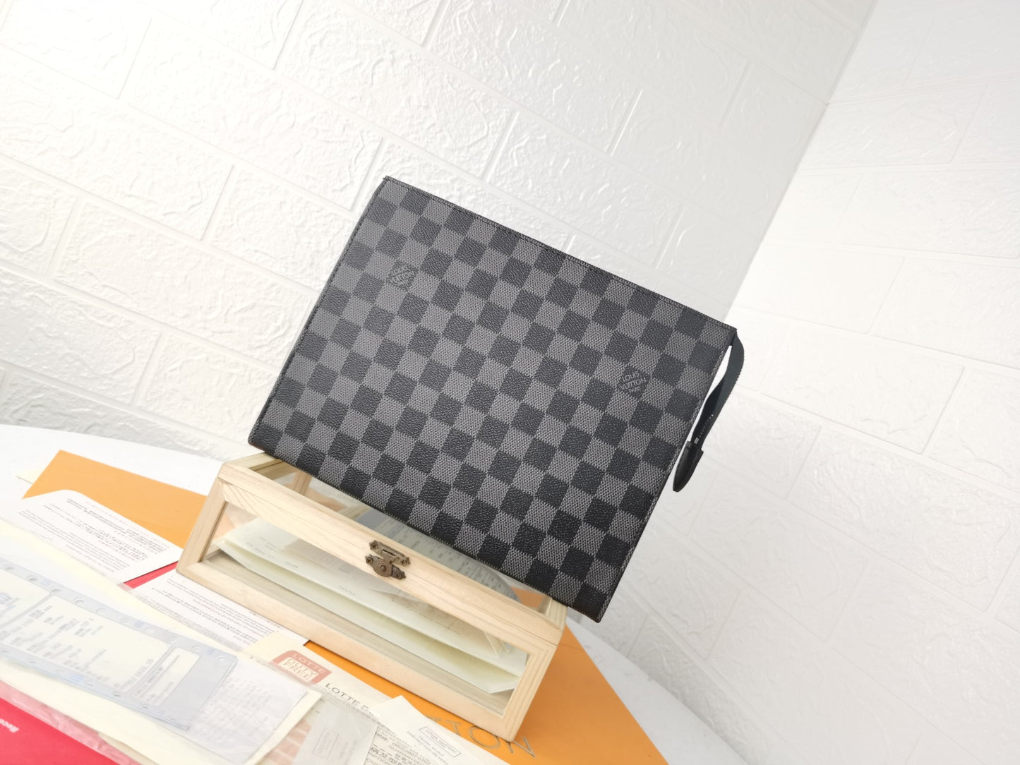 1XE392BDE Stylish leather bag