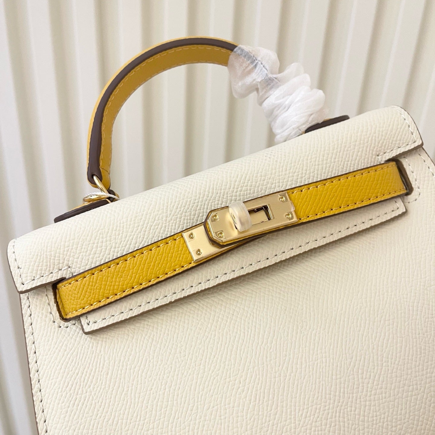 2WH25BDE Stylish leather bag