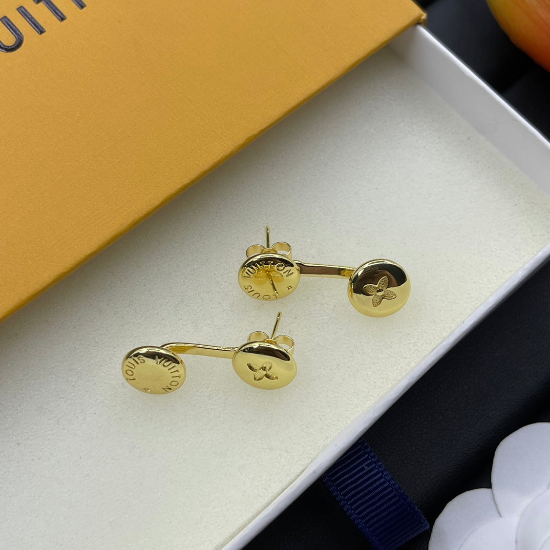 14E979EDE Stylish Earrings