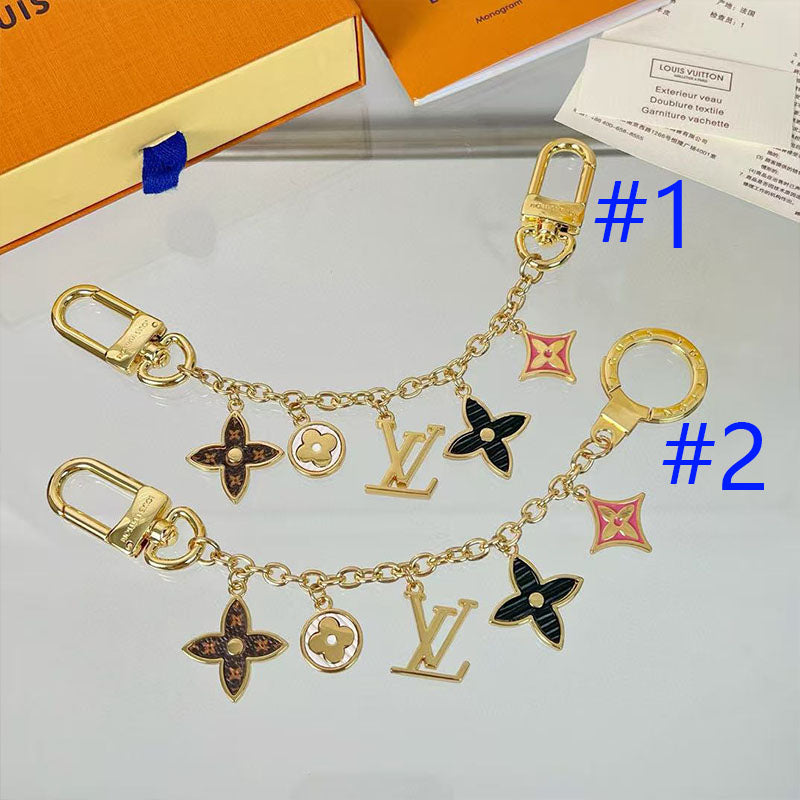 1WE1ADE Stylish key closure