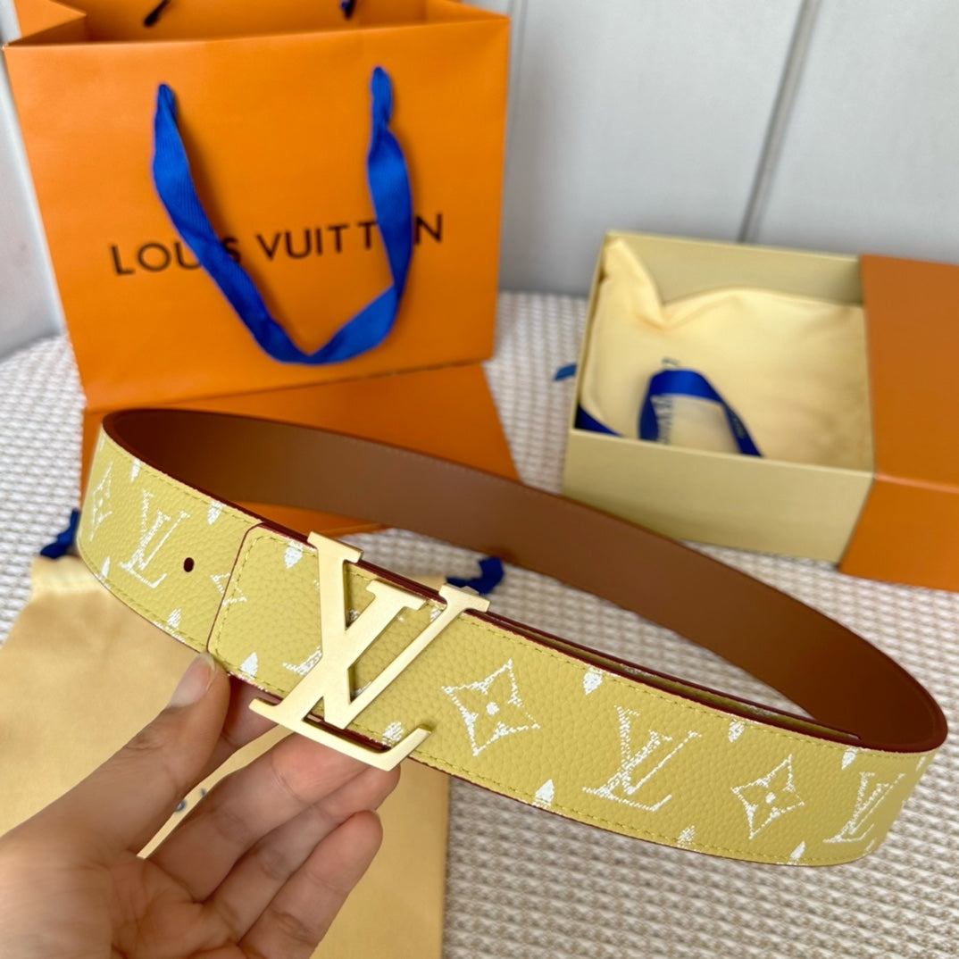 14E131PDE Stylish  High quality belt With full package
