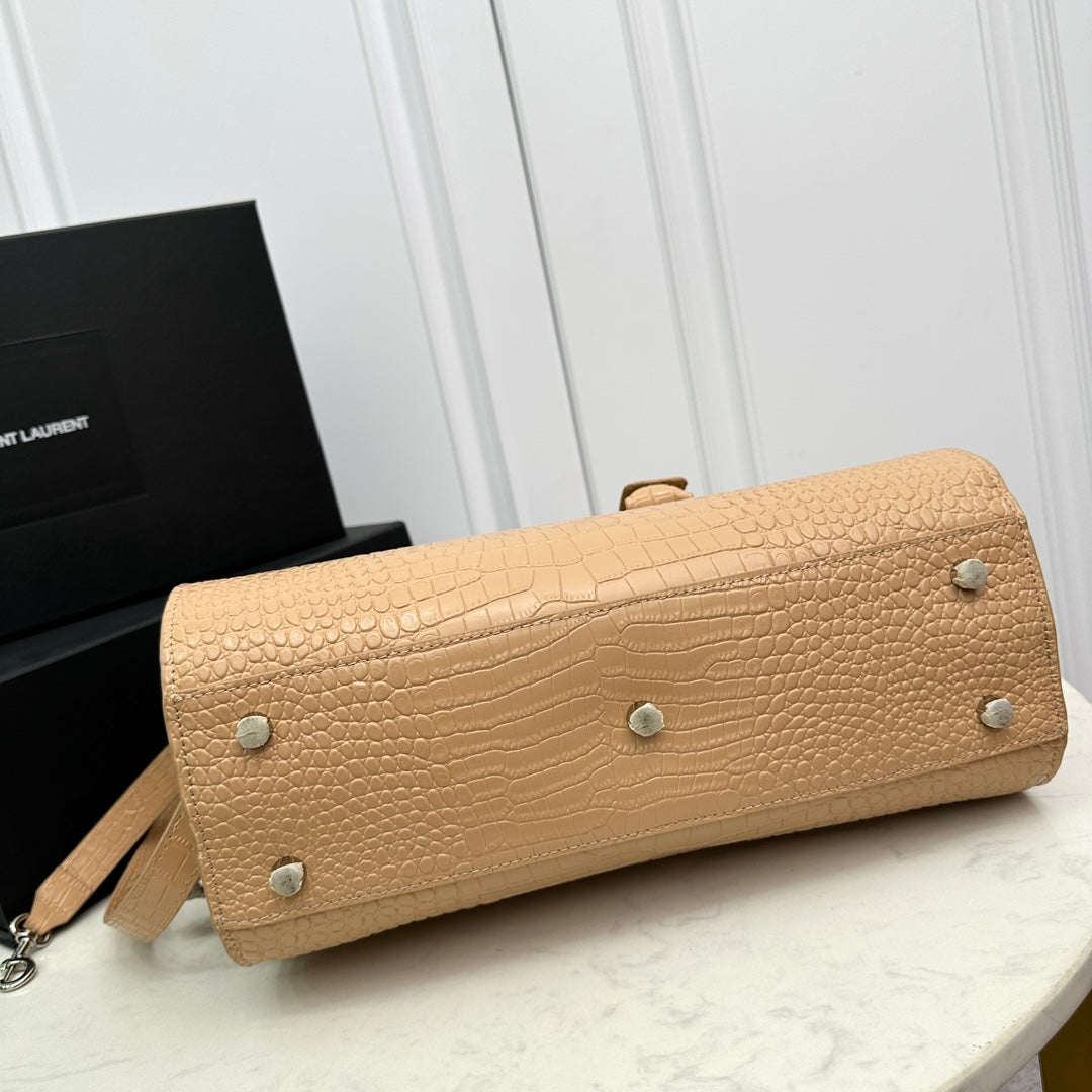 1XSL268BDE Stylish leather bag 