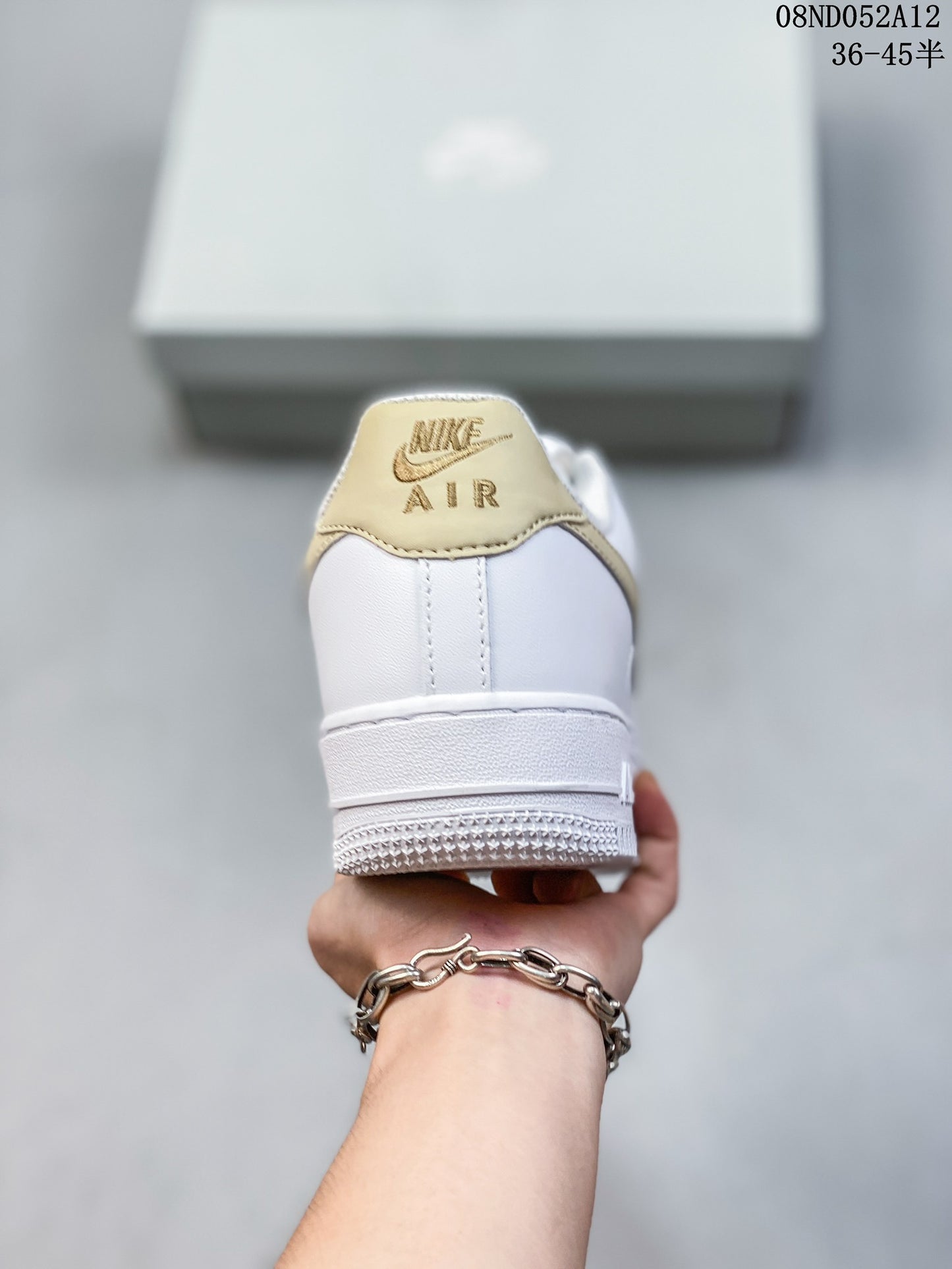 4YN34ZDE Stylish Sneakers (No Box, August-October Big Sale)