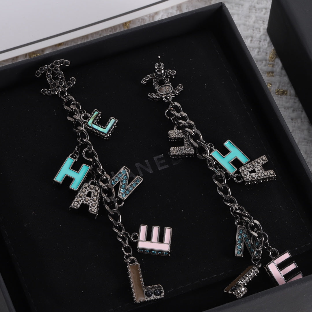 14C370EDE Stylish Earrings