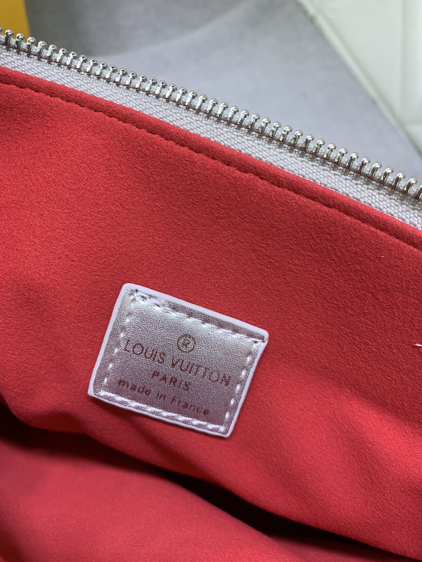 2XE40BDE Stylish leather bag 