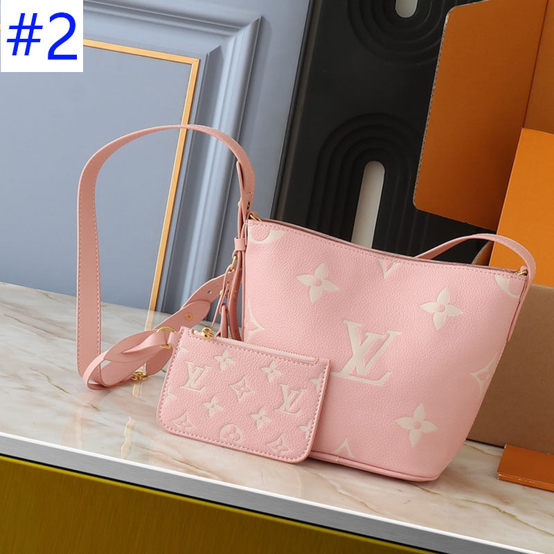 2WE3BDE Stylish leather bag