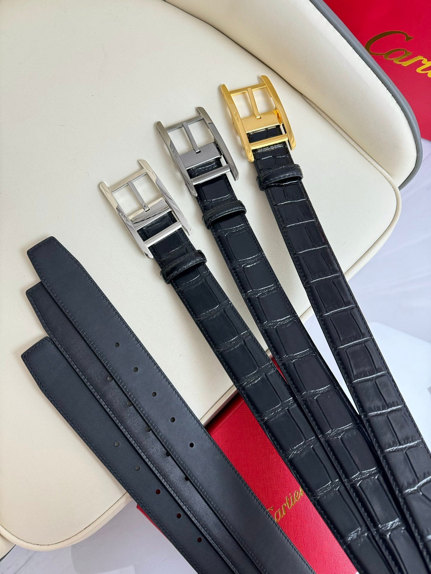 1WK172PDE Stylish  High quality belt With full package