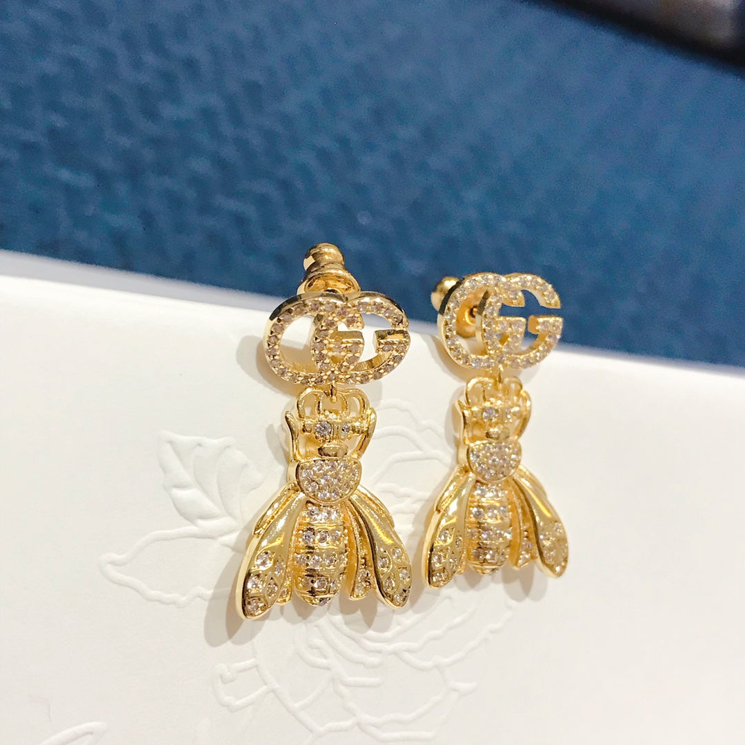 1YB470EDE Stylish Earrings