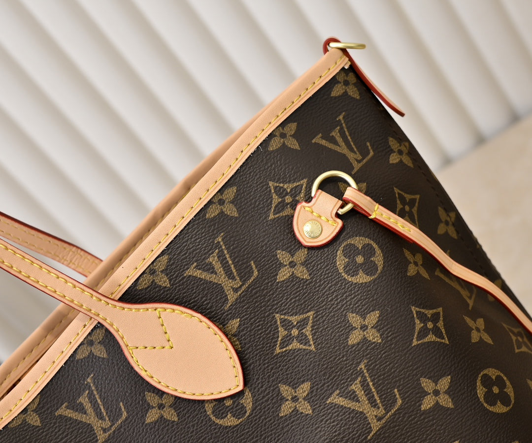 1WE77BDE Stylish leather bag