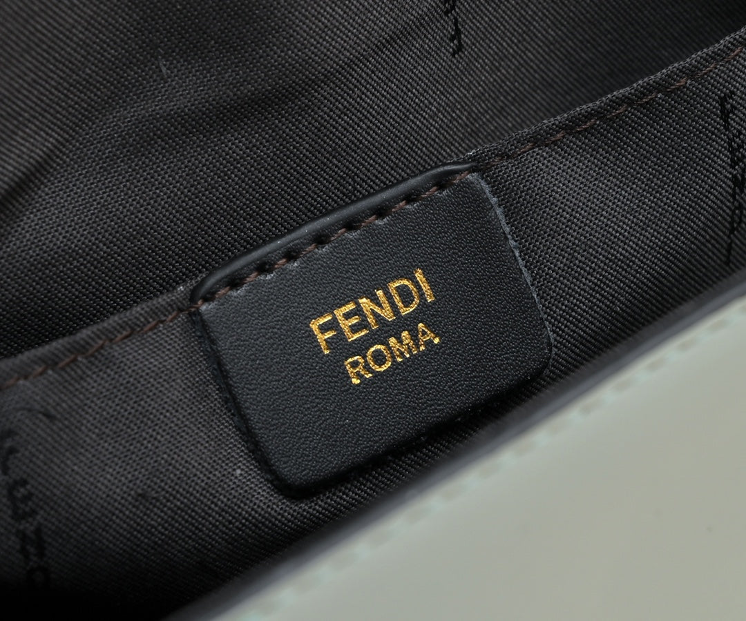 4XF9BDE Stylish leather bag 