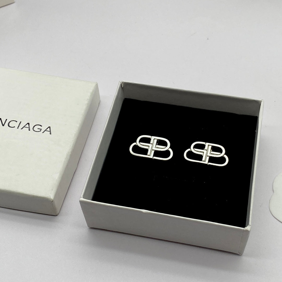 14J201EDE Stylish Earrings