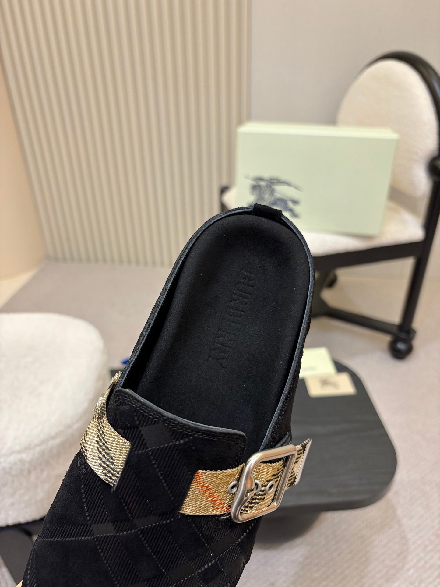 285NR11ZDE Stylish leather shoes