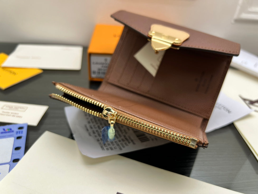 155NE43BDE Stylish leather wallets