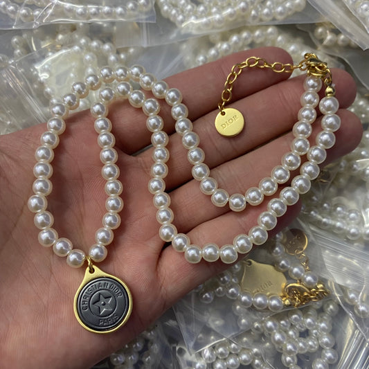175RD2XDE Stylish Necklaces