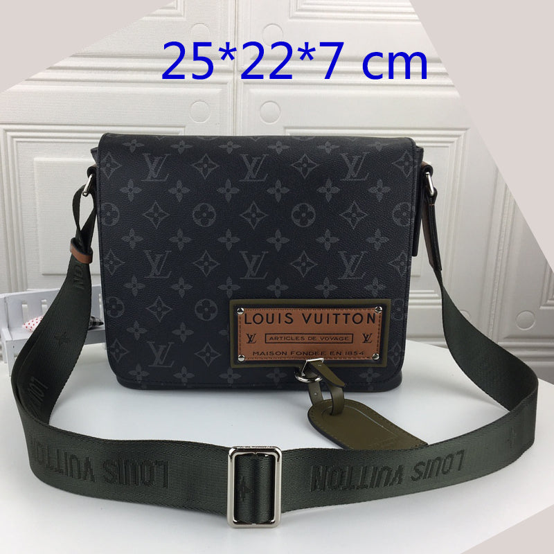 1XE421BDE Stylish leather bag