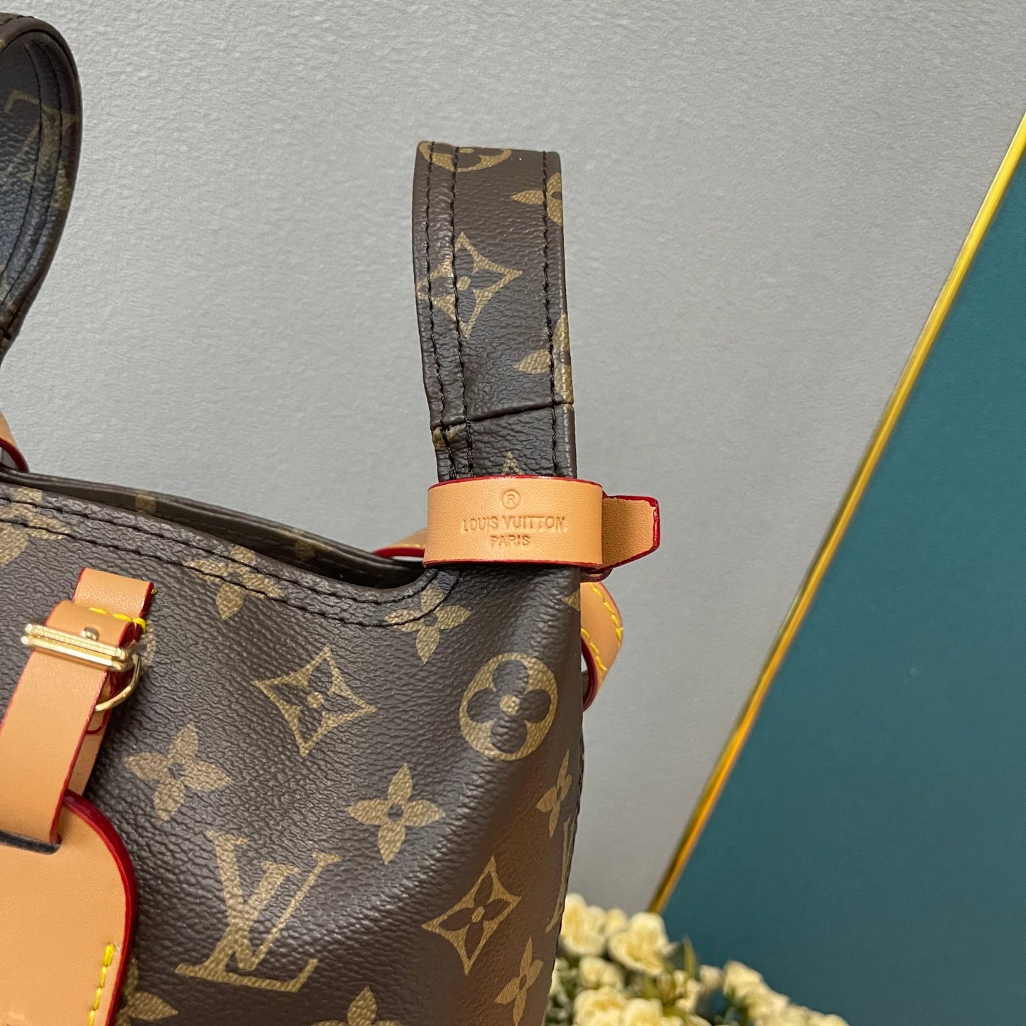 1XE274BDE Stylish leather bag 