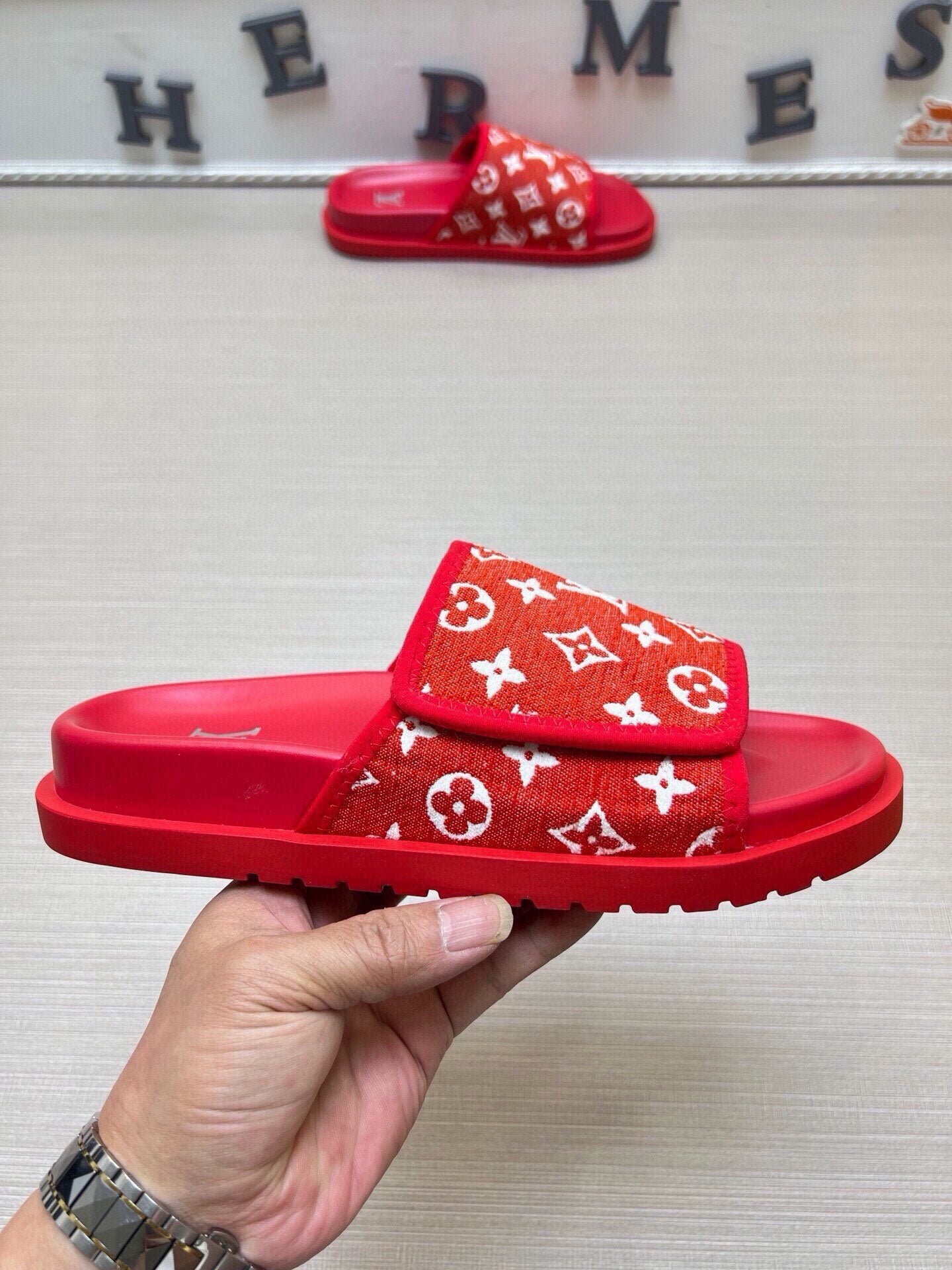 5LE209ZDE Stylish Slippers