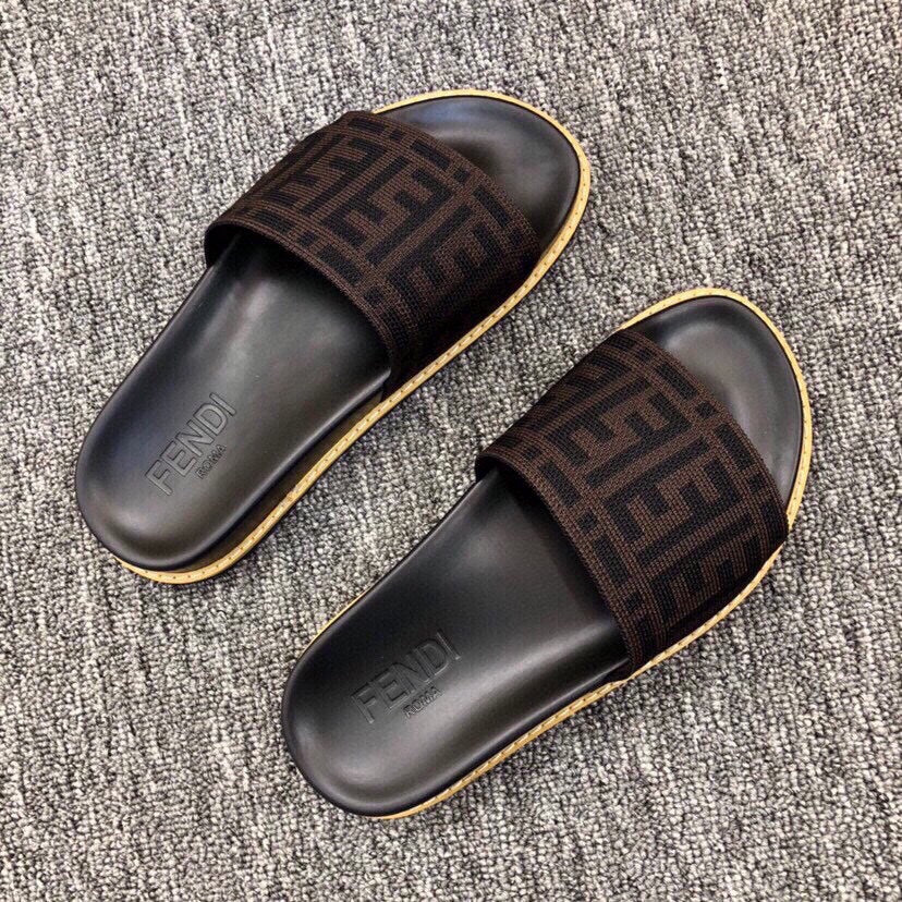 5XF102ZDE Stylish Slippers