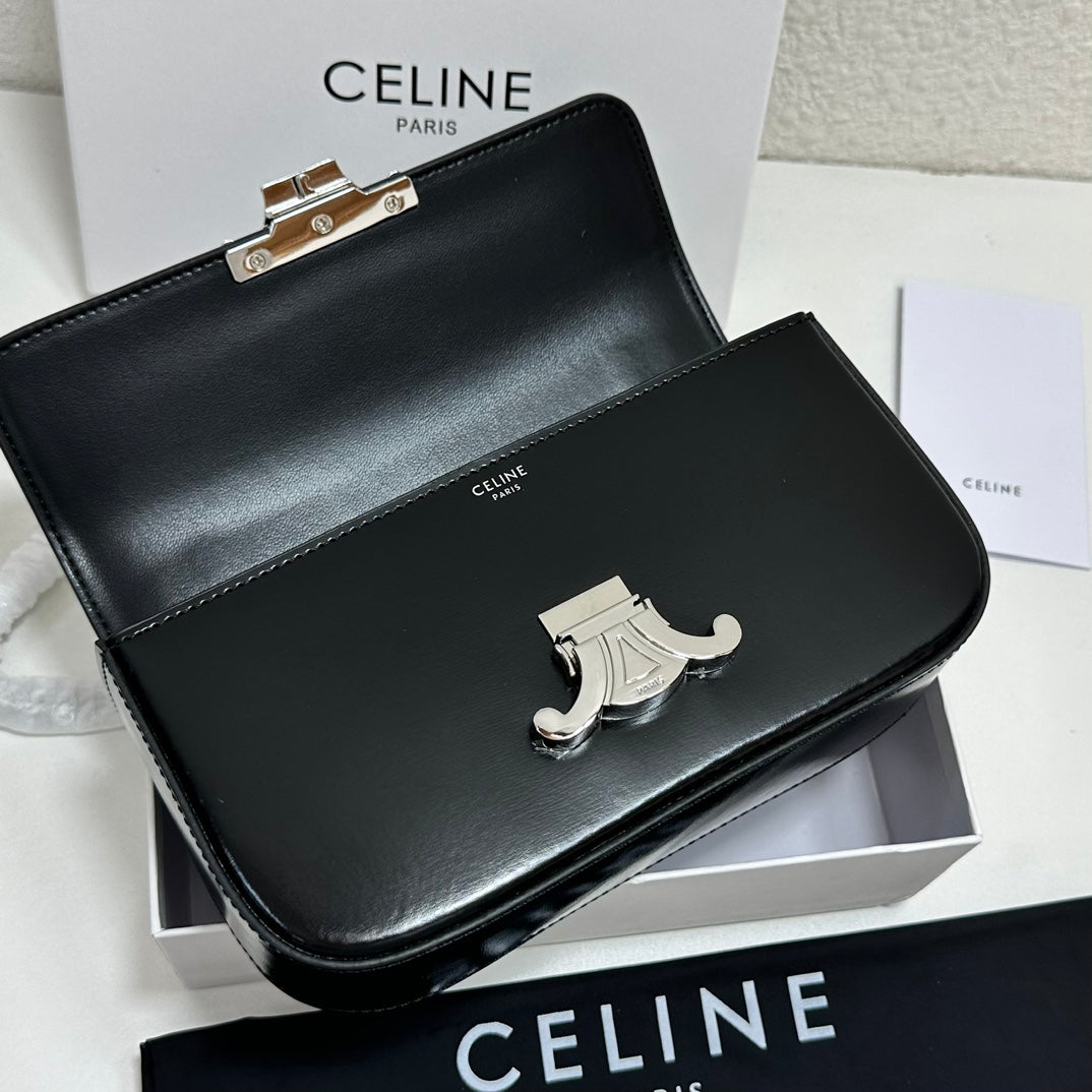 1XCL286BDE Stylish leather bag 