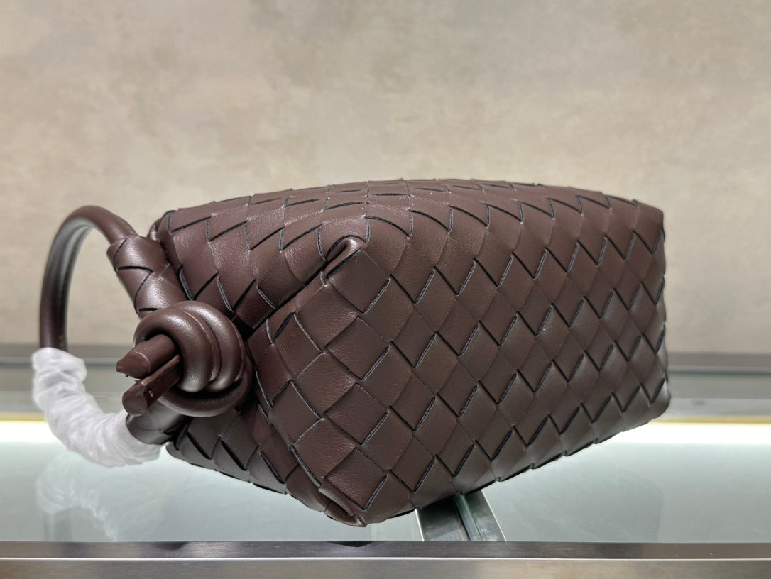 1XA84BDE Stylish leather bag