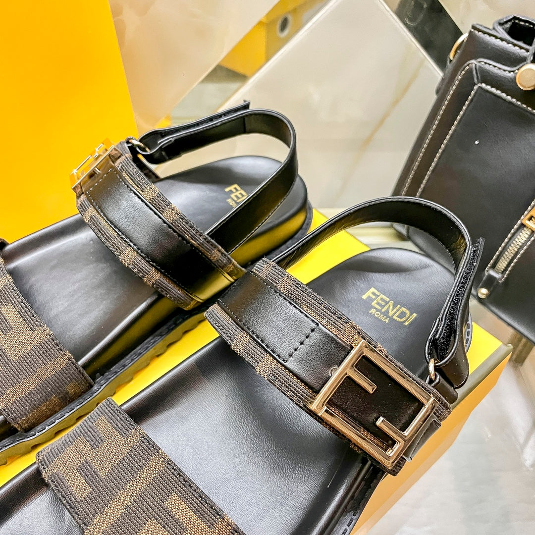 14F71ZDE Stylish sandals