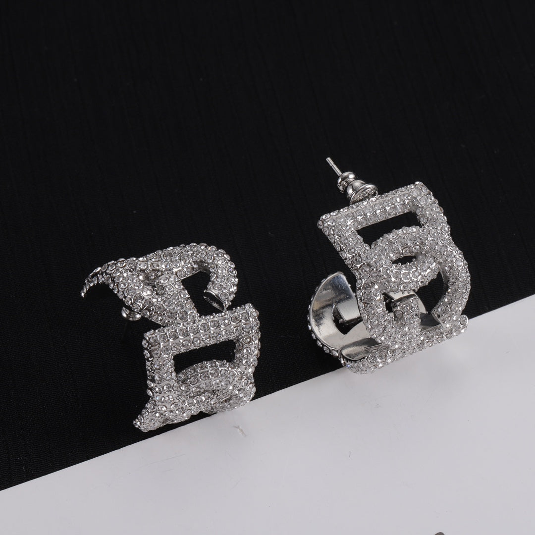 14A273EDE Stylish Earrings
