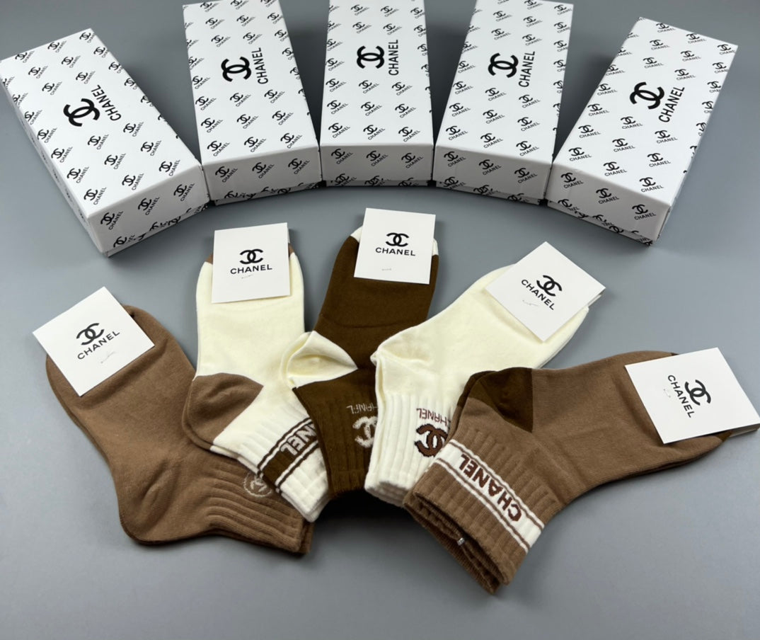 235QC64SDE Stylish socks(5 pairs )