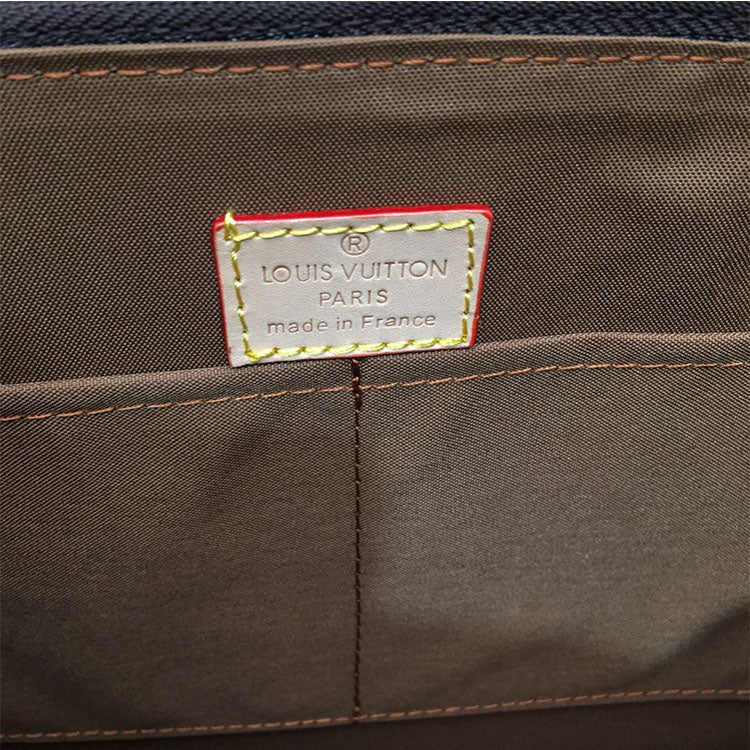 1E26BDE Stylish leather bag 