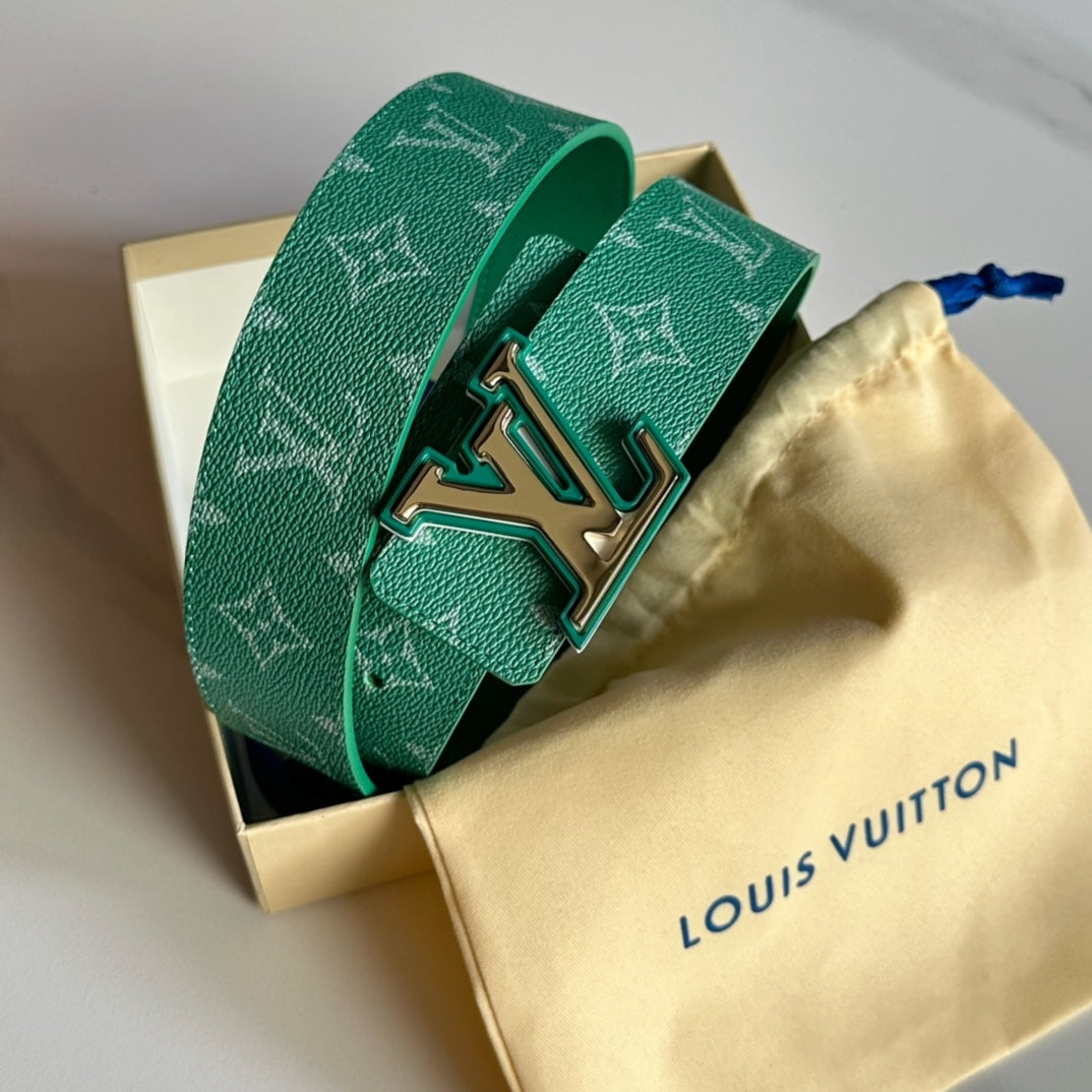 14E59PDE Stylish  High quality belt With full package