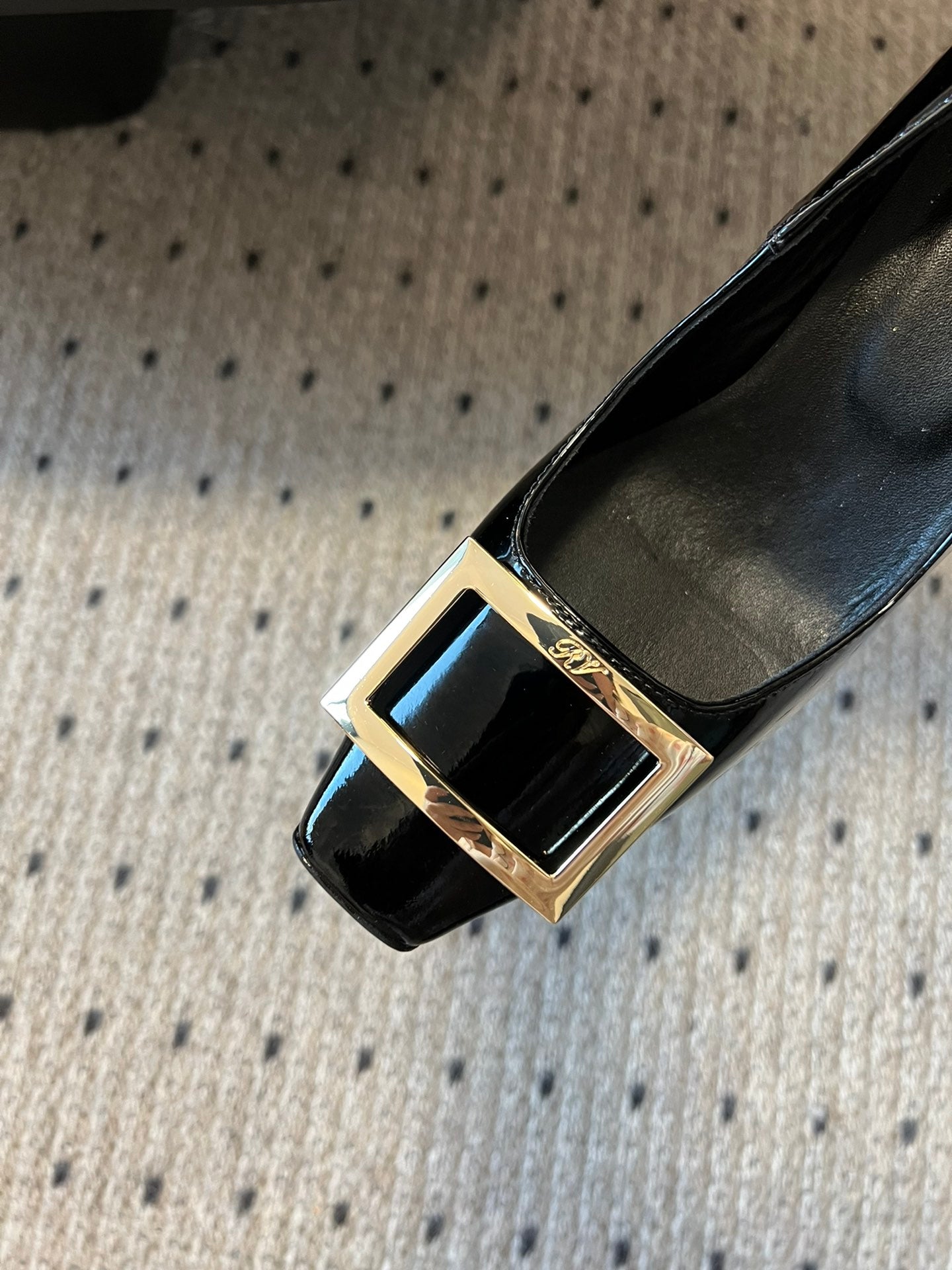 1ZA250ZDE Stylish High heels